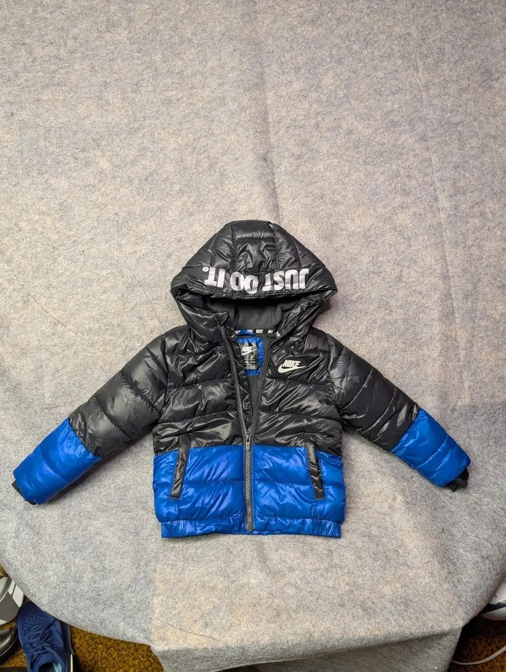 NIKE Size 3T Boys Toddler Full-Zip Puffer Jacket Winter Coat Black Blue Hooded